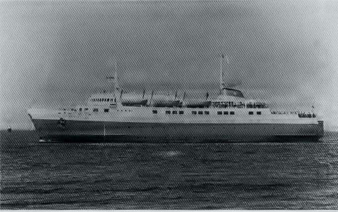 Calmar Nyckel i Nordös färger foto Tomas Johannesson