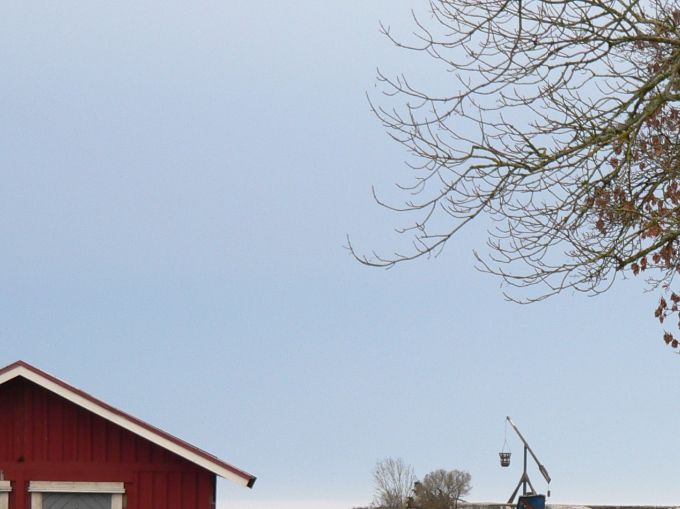 Här börjar/slutar muren som går runt t och till höger 